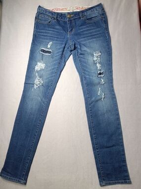 I LOVE H 81 Women's Light Blue Distressed Skinny Jeans size 28